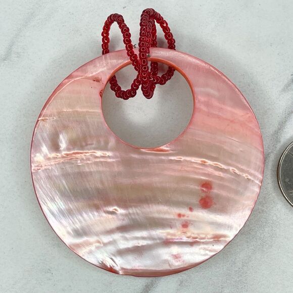 Red Mother of Pearl Shell Round Pendant - Picture 2 of 4